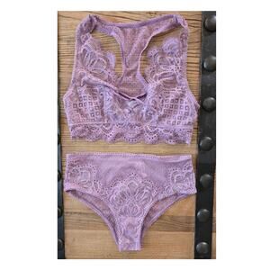 Victoria's Secret Dream Angels Lace Bralette and Panty Thong set sz S New